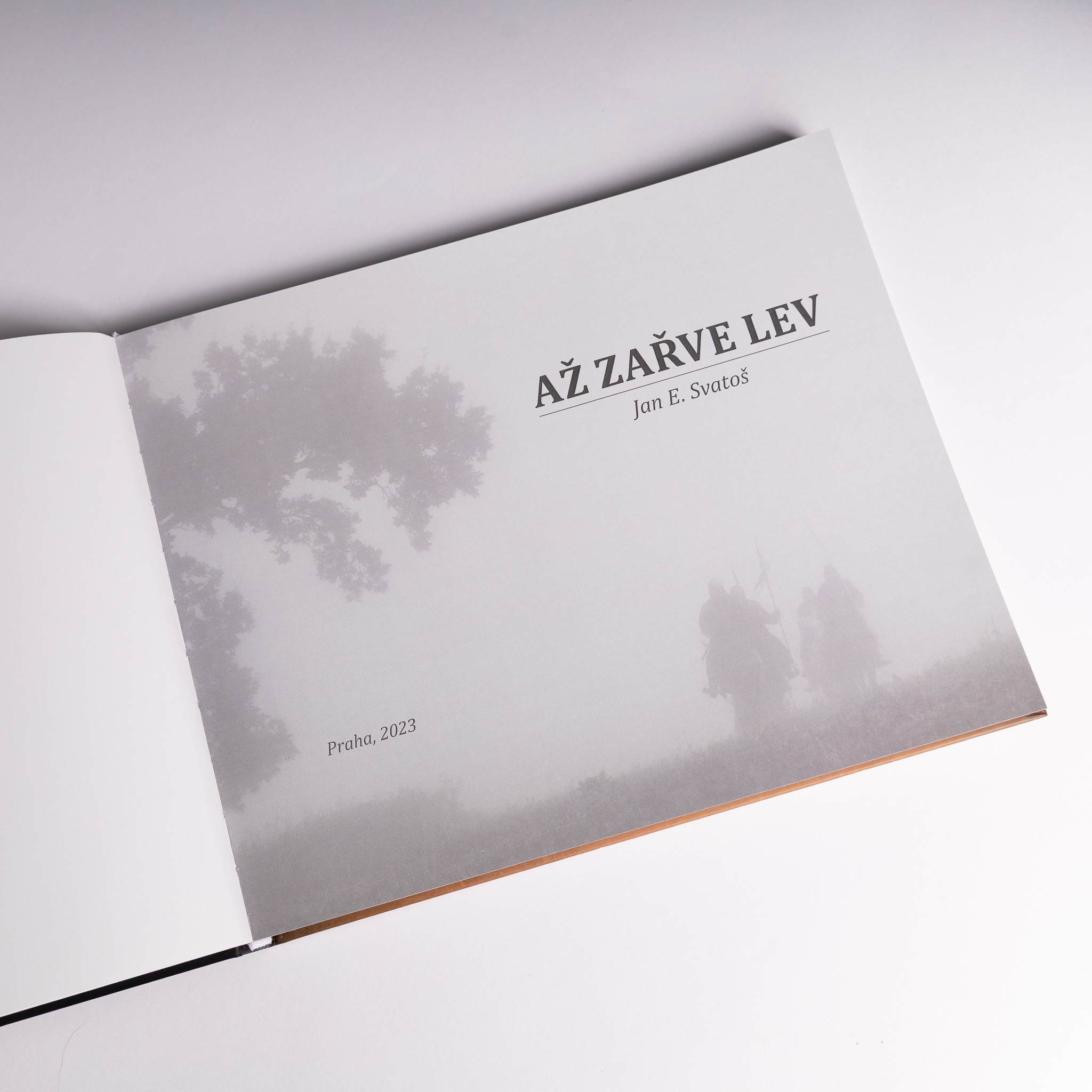 KNIHA Až zařve lev - aneb co se nevešlo do filmu